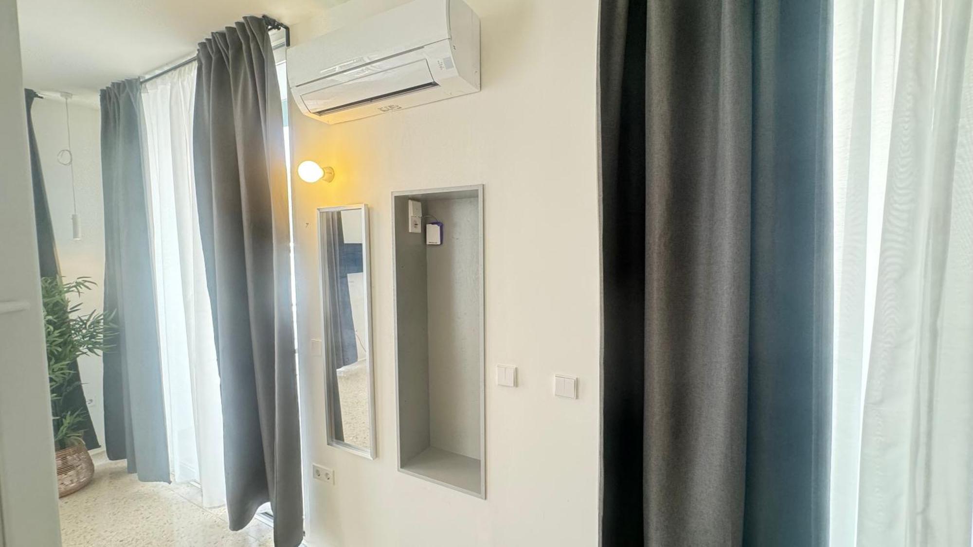 Estudio Con Piscina Alicante Ngoại thất bức ảnh