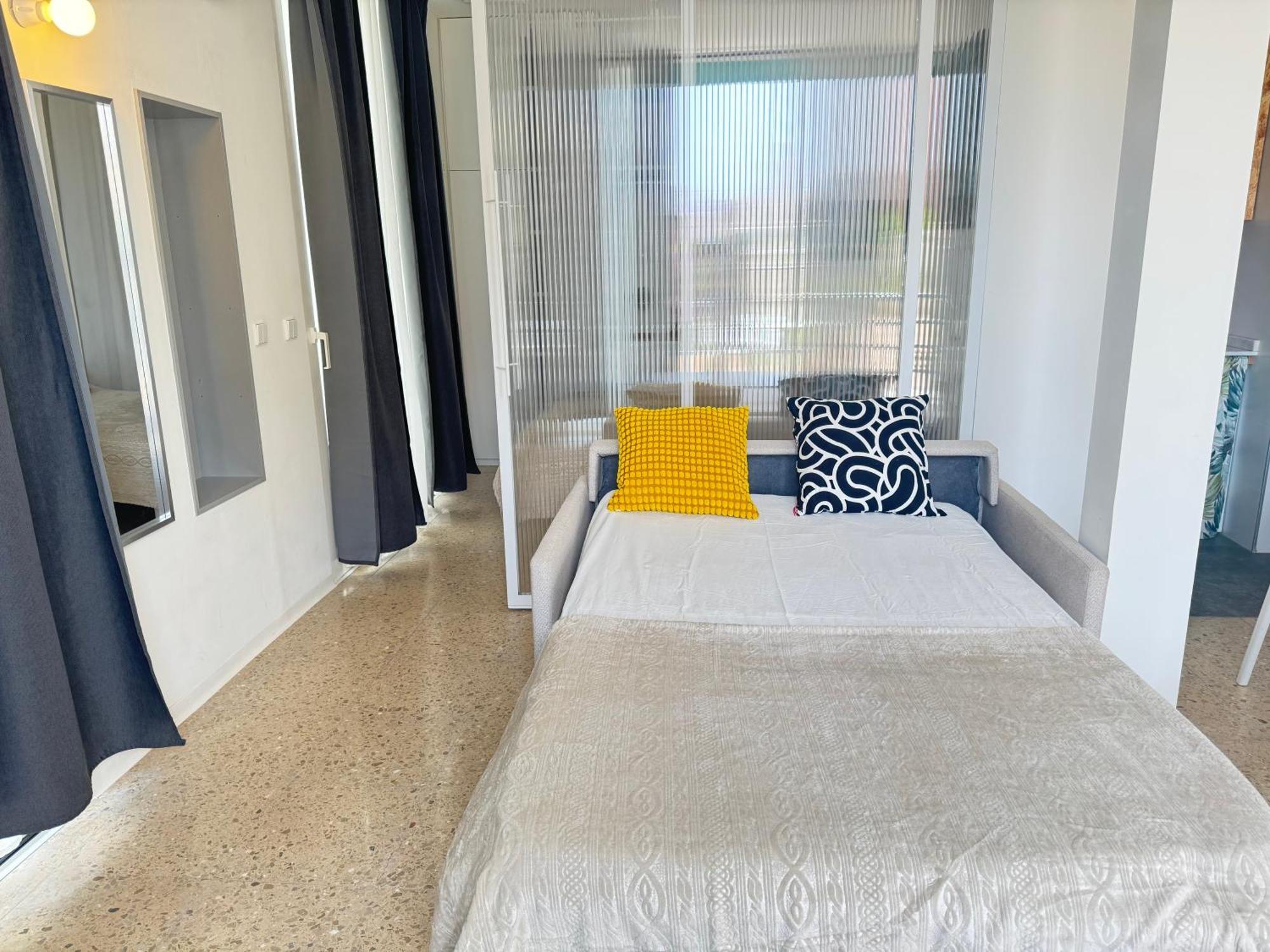 Estudio Con Piscina Alicante Ngoại thất bức ảnh